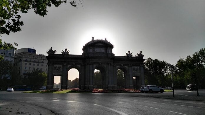 madrid Madrid se cuece bajo el sol desde primera hora de la mañana. (Foto: La Crónic@)