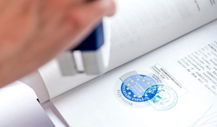Documento legitimado en una notaría.
