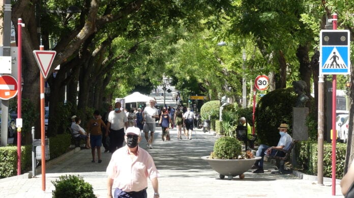 El Paseo de las Cruces, en agosto de 2021. (Foto: La Crónic@) El Paseo de las Cruces, en agosto de 2021. (Foto: La Crónic@)