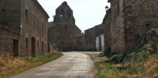 Las penurias de agua de un pueblo de Guadalajara en verano Romanillos de Atienza.