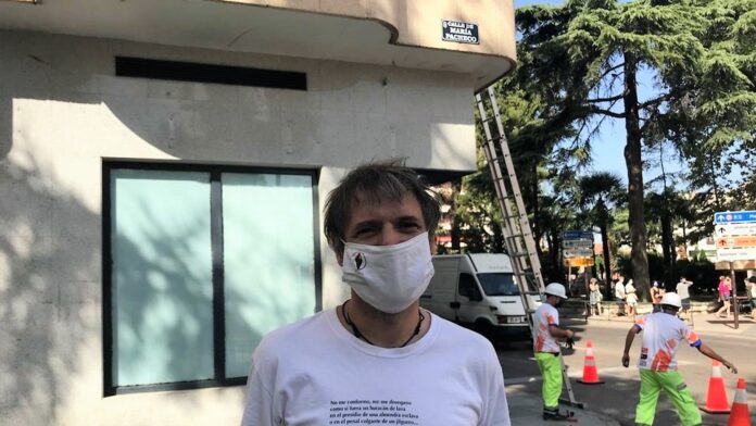 Alfredo Ruano, en la nueva calle de María Pacheco, en Guadalajara.