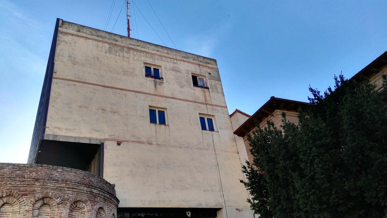 Estado de la trasera del Edificio Negro hasta el comienzo de las obras. (Foto: La Crónic@)