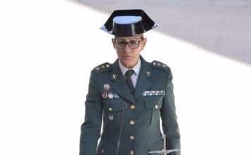 Cristina Moreno ya es coronel La teniente coronel Cristina Moreno.