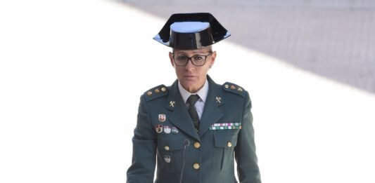 Cristina Moreno ya es coronel La teniente coronel Cristina Moreno.