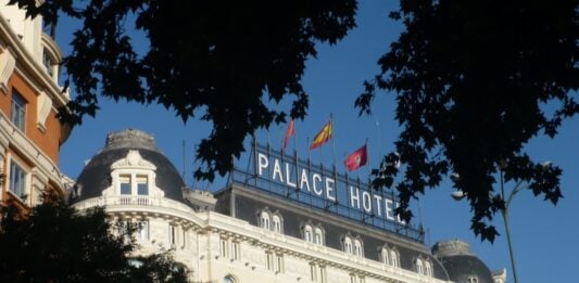 10 días para ir de tapas por Madrid y disfrutarlo en hoteles que hay que conocer El Hogtel Palace es uno de los que participan en este suculento recorrido por las tapas de Madrid. (Foto: La Crónic@)