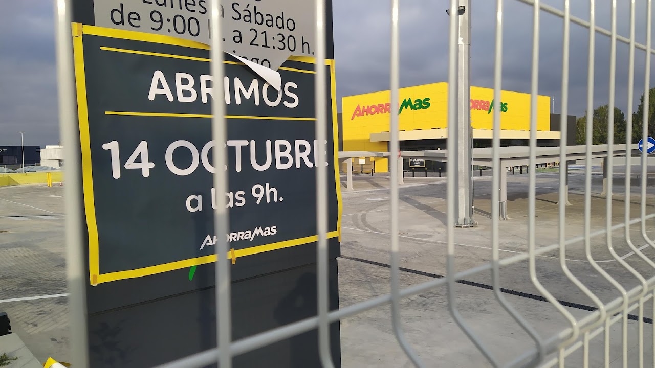 Ahorramás abre en la calle Méjico de Guadalajara el 14 de octubre de 2021. (Foto: La Crónic@)