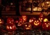 Halloween: Entre leyendas y castillos encantados Calabazas iluminadas, uno de los símbolos distintivos de Halloween.