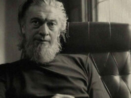 Carlos Barral, en uno de sus más conocidos retratos.