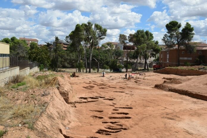 Tumbas aparecidas en el campus de Guadalajara.