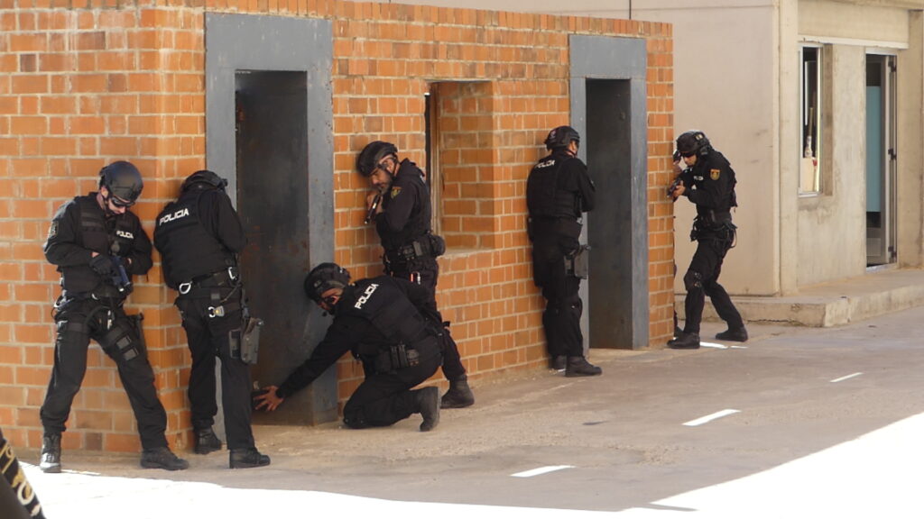 Demostración en el acuartelamiento del GEO en Guadalajara, el 8 de octubre de 2021. (Foto: La Crónic@)