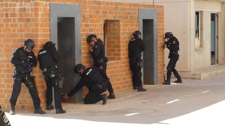Demostración en el acuartelamiento del GEO en Guadalajara, el 8 de octubre de 2021. (Foto: La Crónic@)