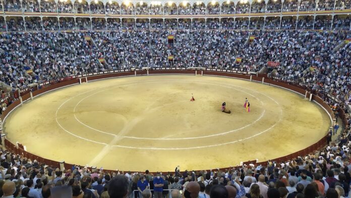 Aspecto de la plaza de toros de Las Ventas el pasado 2 de octubre de 2021. Los tendidos se llenaron todo lo autorizado por las normas antiCovid de la Comunidad de Madrid. (Foto: La Crónic@)