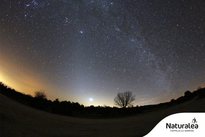El firmamento desde la Serranía de Cuenca. (Foto: ©Turismo Castilla-La Mancha / David Blázquez)