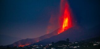 El volcán de Cumbre Vieja, en erupción. (Foto: EP)