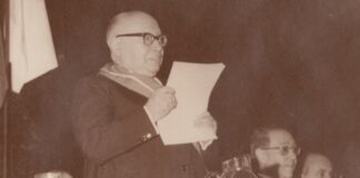 Alfonso Martçín Escudero, durante un acto público. sus últimos años los pasó en Brasil, hasta su fallecimiento.