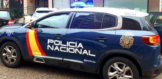 Persecución por Guadalajara de un coche robado… en el que iban dos delincuentes habituales, que han sido detenidos Coche patrulla de la Policía Nacional en Guadalajara.