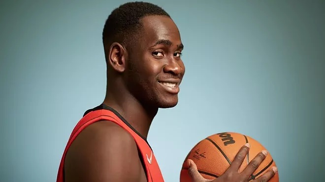 Usman Garuba, con la camiseta de los Houston Rockets.