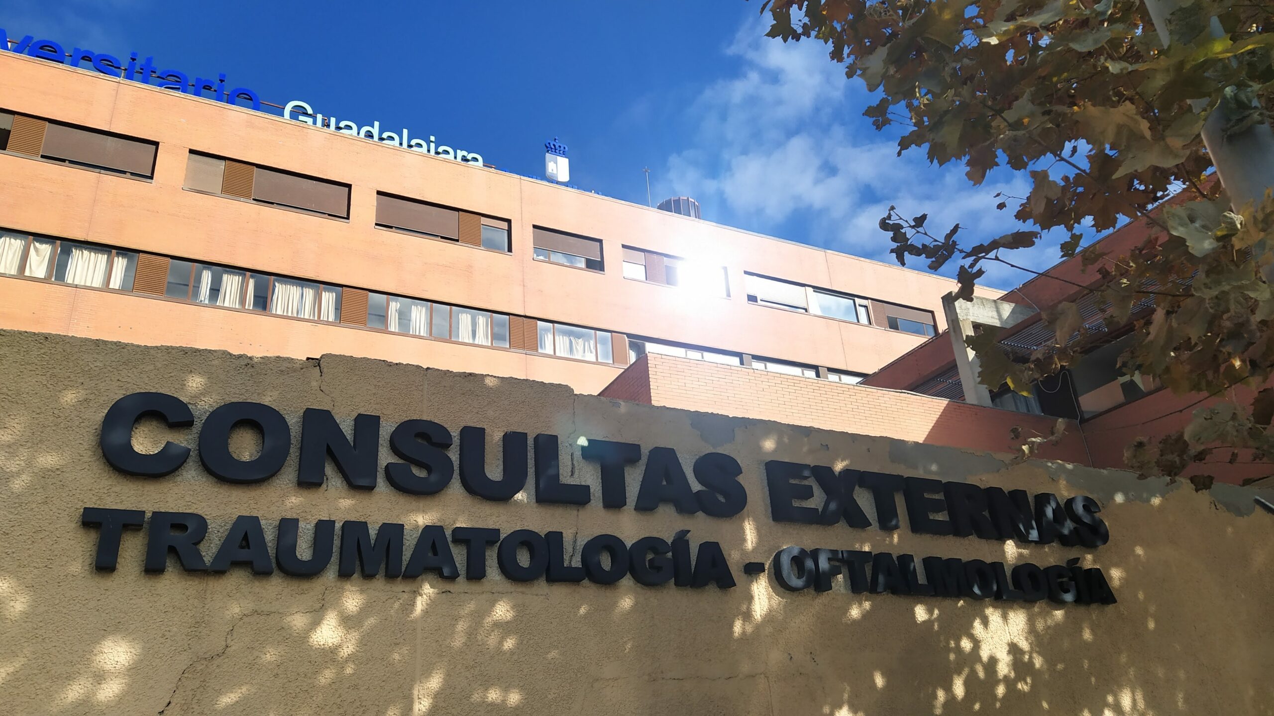 Consultas externas del Hospital de Guadalajara. (Foto: La Crónic@)