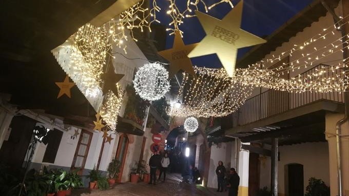 Guadalupe, iluminado para la Navidad por Ferrero Rocher en 2017.