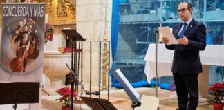 Pablo Bellido, durante su pregón navideño en Fuentelencina.