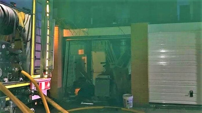 Incendio de una vivienda en Yebes, el 24 de diciembre de 2021.