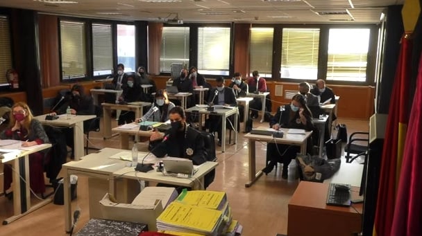 Una vista de la cuadragésima sesión del juicio por el incendio de Chiloeches, el 13 de diciembre de 2021. (Foto: La Crónic@ / TSJCLM)