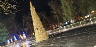 La pista de hielo de la Concordia se inaugura este viernes Así se encontraba la pista de hielo de Navilandia a principios de diciembre de 2021. (Foto: La Crónic@)