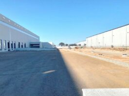 Primeras naves de Montepino en Torija, en enero de 2022.