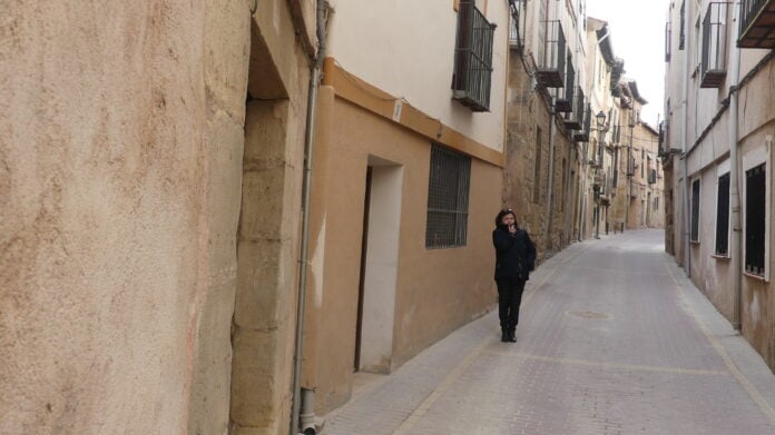 Frío en una de las calles de Molina de Aragón. (Foto: La Crónic@)