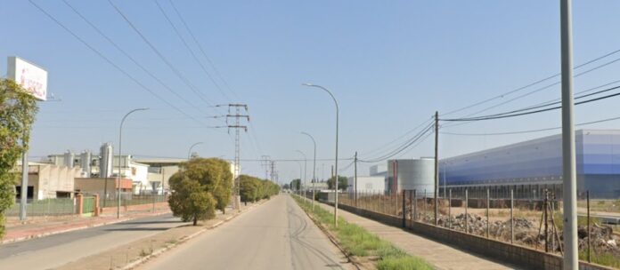 Avenida de Cristóbal Colón, en el polígono del Henares. (Foto: Google Maps)