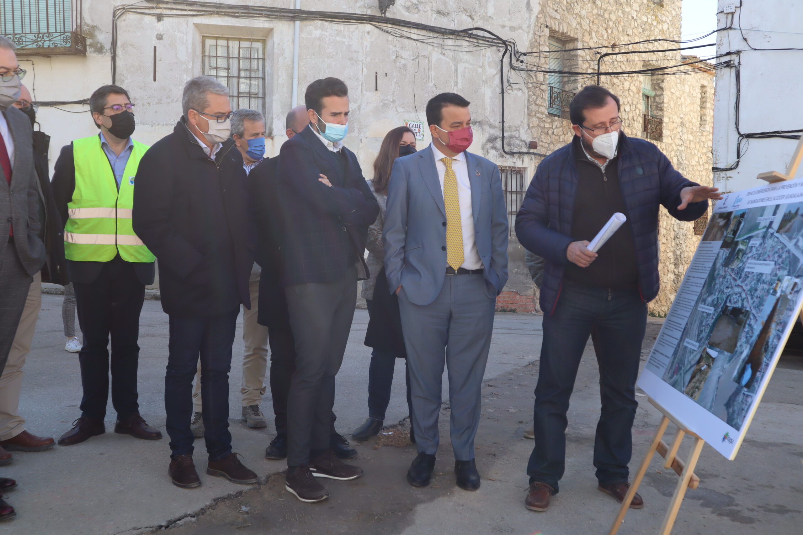 Explicación de las obras que se están llevando a cabo en Alcocer.