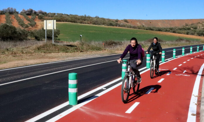 El campo de golf de Cabanillas cuenta con un acceso más cómodo y renovado para peatones, ciclistas y coches.