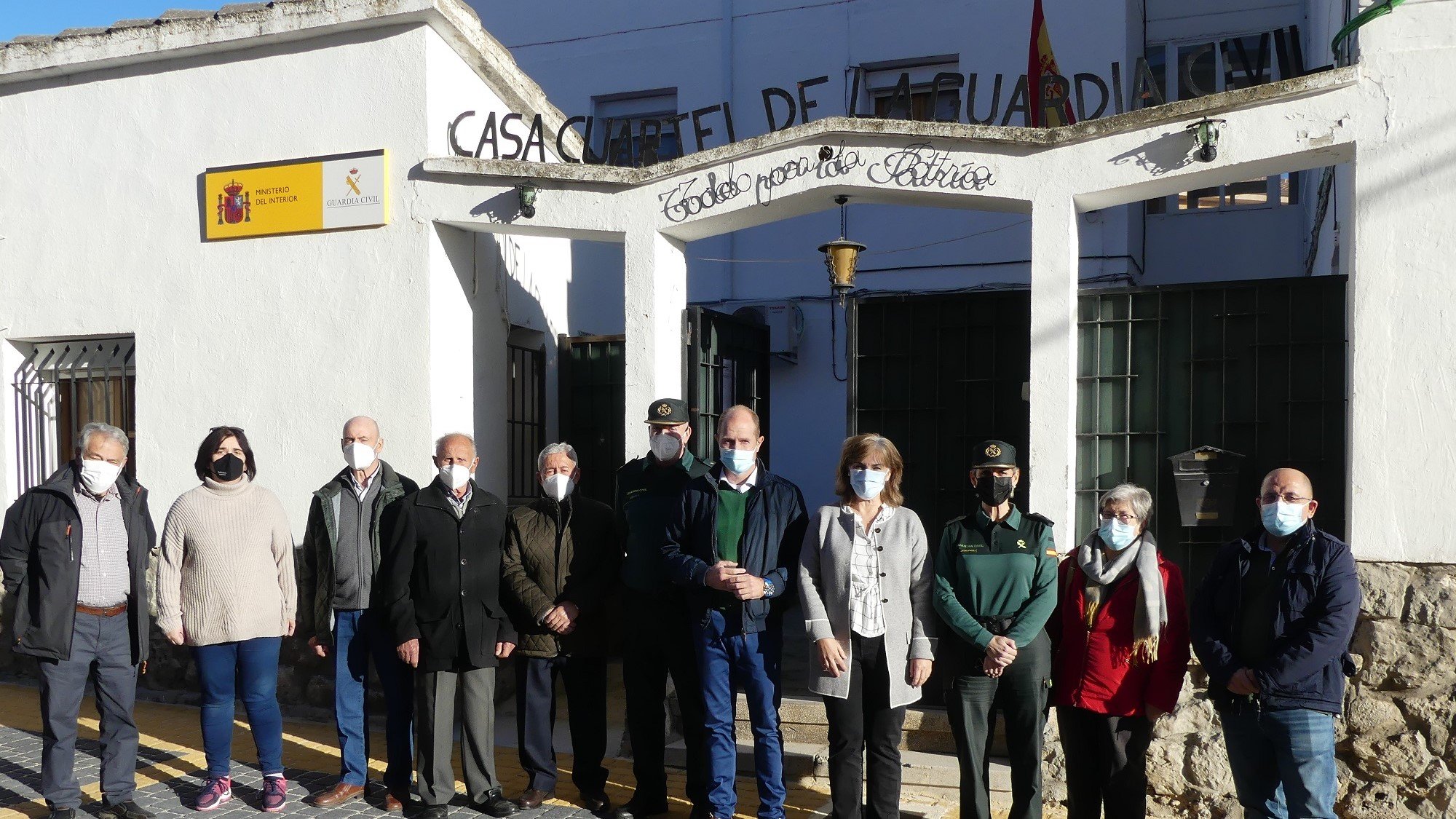 Visita al cuartel de Pareja de la Guardia Civil.