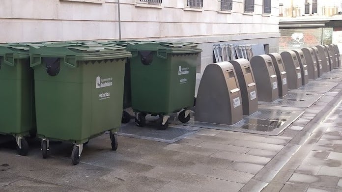 Los nuevos contenedores son incompatibles con los soterrados, por lo que estos últimos desaparecen de Guadalajara, salvo en el centro. (Foto: La Crónic@)