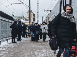 Muchas personas consiguieron escapar de Kiev el pasado 1 de marzo, en tren. (Foto: Diego Herrera / EP)
