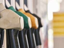 Surtidores de carburante en una gasolinera española.