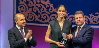 Eugenia Silva, junto a Page y Bellido este 31 de mayo de 2022.