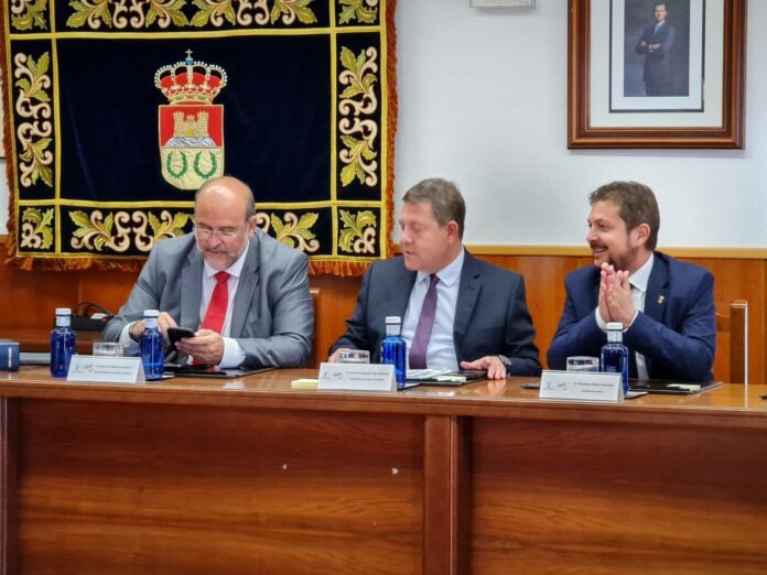 El Consejo de Gobierno se ha reunido este martes de forma extraordinaria en Sacedón.