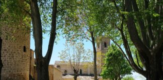 Iglesia de Santa María de la Peña, en Brihuega. (Foto: Juan Carlos Gómez)
