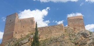 Castillo de Villel de Mesa.