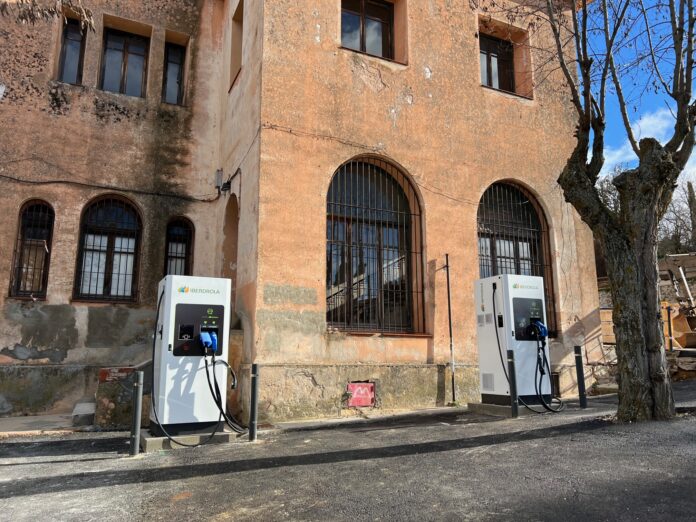 Nuevos puntos de recarga para coches eléctricos en Sigüenza.