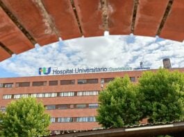 Vista del exterior del Hospital de Guadalajara en el verano de 2022. (Foto: La Crónic@)