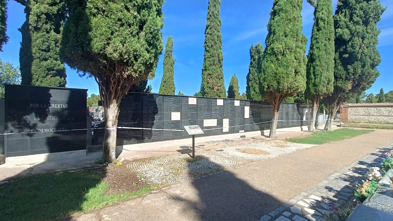 Memorial de Guadalajara el 7 de junio de 2022, pendiente de reparación. (Foto: La Crónic@)