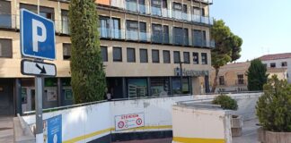 Acceso al Parking de Santo Domingo. (Foto: La Crónic@)