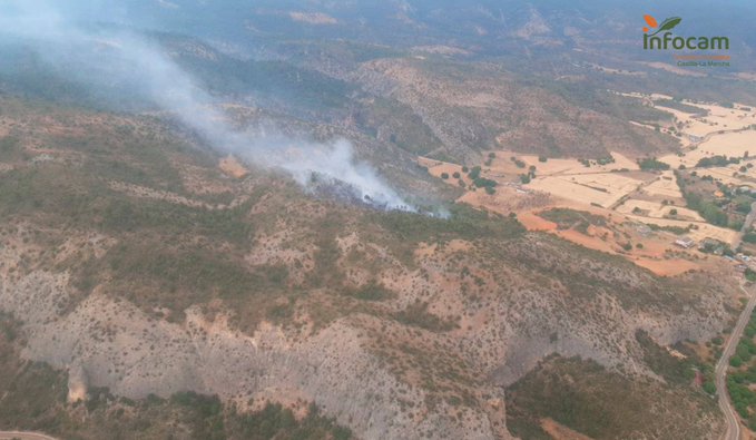 Vista aérea del incendio en El Recuenco el 16 de julio de 2022. (Foto: Infocam)