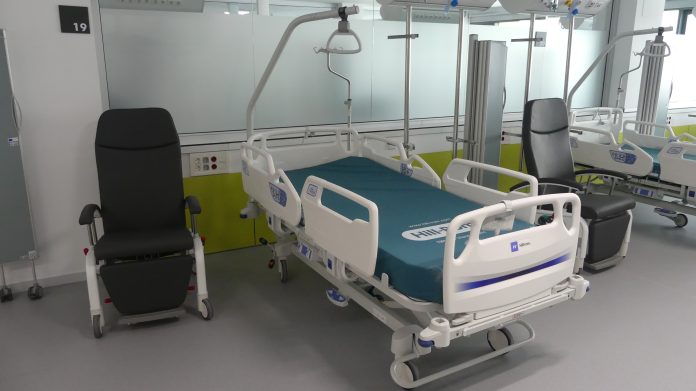 La postración en una cama puede ser la antesala de un úlcera por presión o escara.