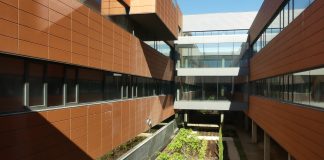 La UCI pasa a la parte más nueva del Hospital de Guadalajara. (Foto: La Crónic@)