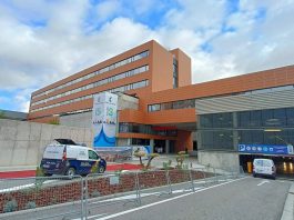 Acceso al parking del Hospital de Guadalajara el día de la inauguración de la ampliación por los Reyes de España, en septiembre de 2022. (Foto: La Crónic@)
