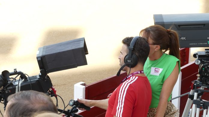 Cámara de CMM en la plaza de toros de Guadalajara en 2022. (Foto: La Crónic@)