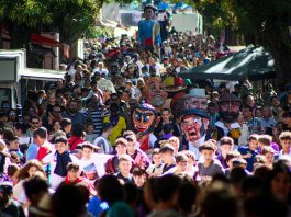 Gigantes y cabezudos, en el calendario turístico de Guadalajara de 2023.